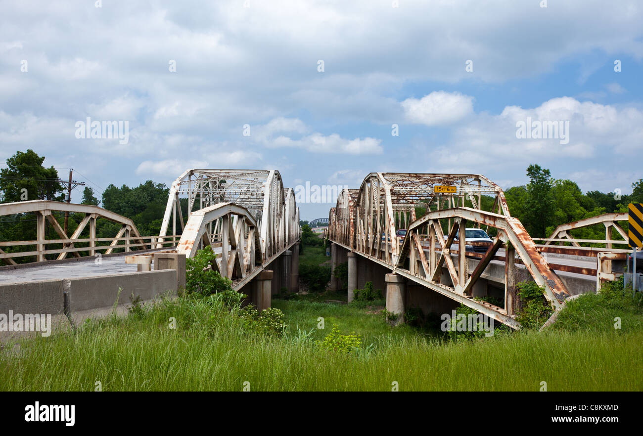 U.S.A. Oklahoma, the Twin Bridges of the Route 66 near Caremore Stock Photo