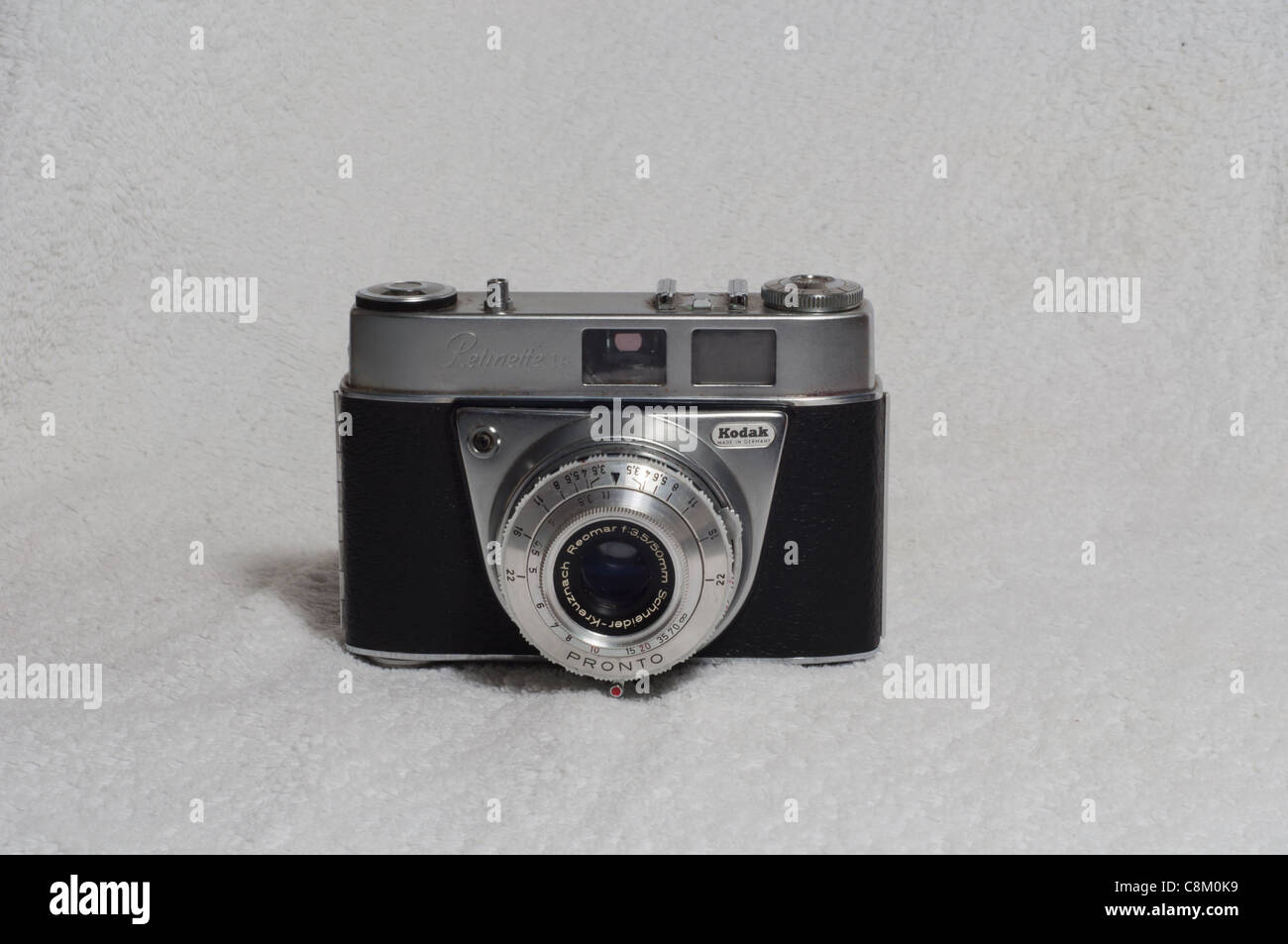 The Kodak Retinette 1A is a 35mm film viewfinder camera made by Kodak AG and produced between 1959-66. Stock Photo