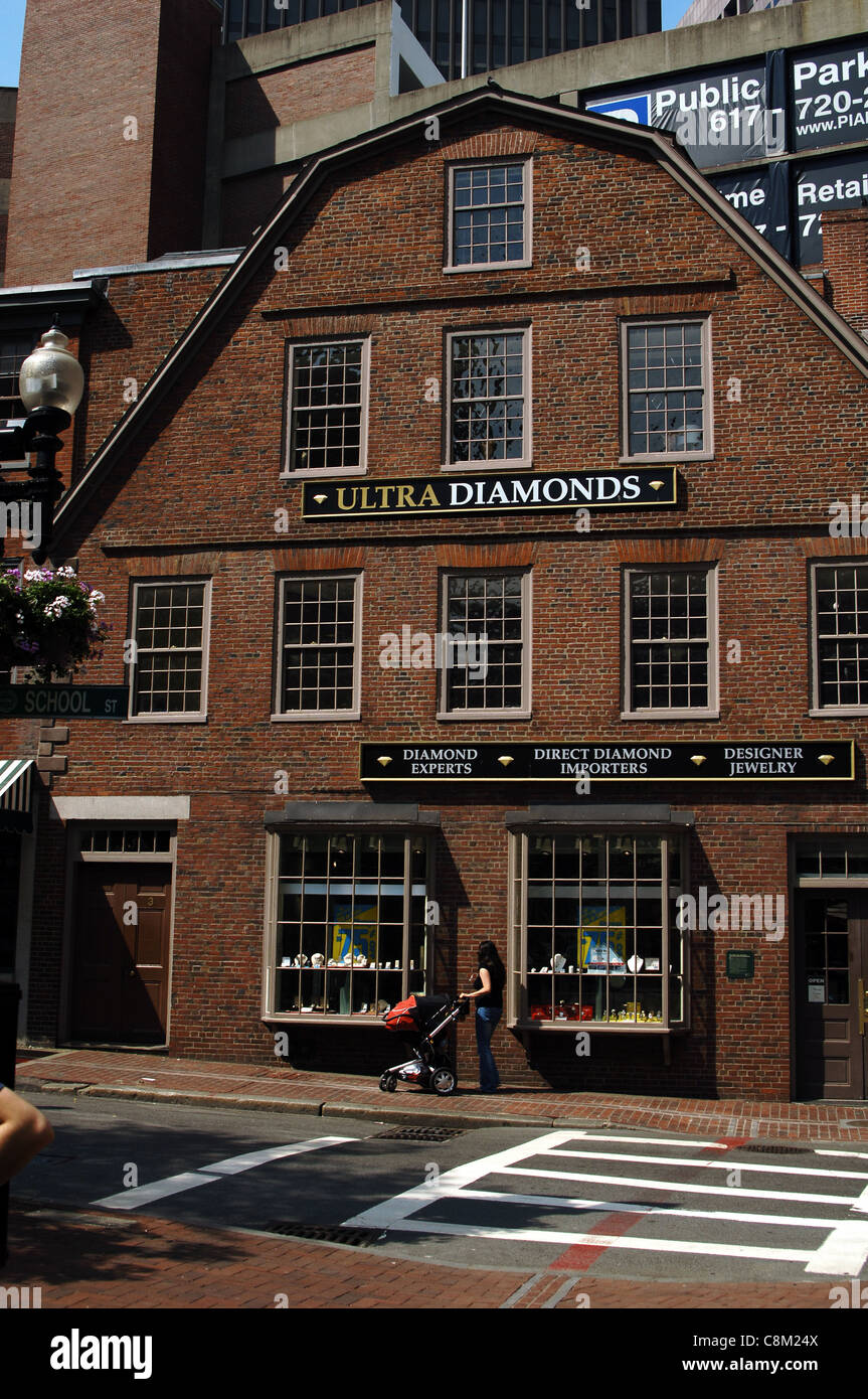 United States. Boston. Old Corner Bookstore, built in 1718 by Thomas Crease. Massachusetts. Stock Photo