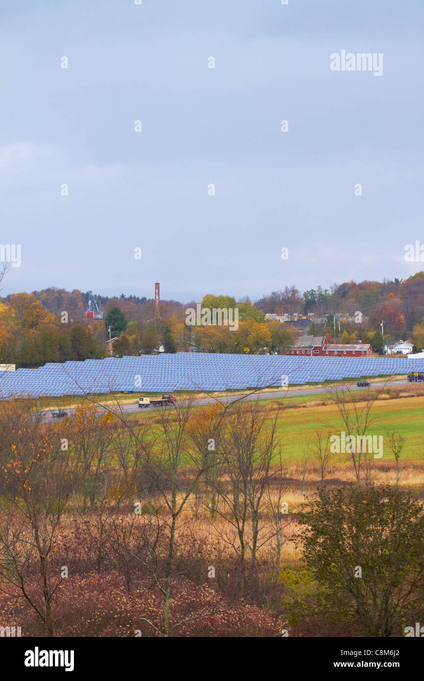 Ferrisburgh Solar Farm facility in Vergennes, Vermont Stock Photo Alamy