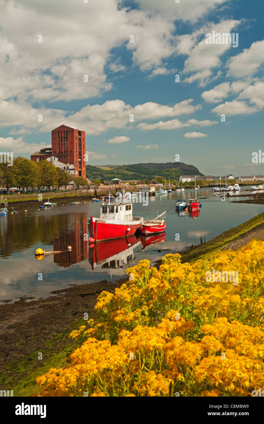 Dumbarton scotland hires stock photography and images Alamy