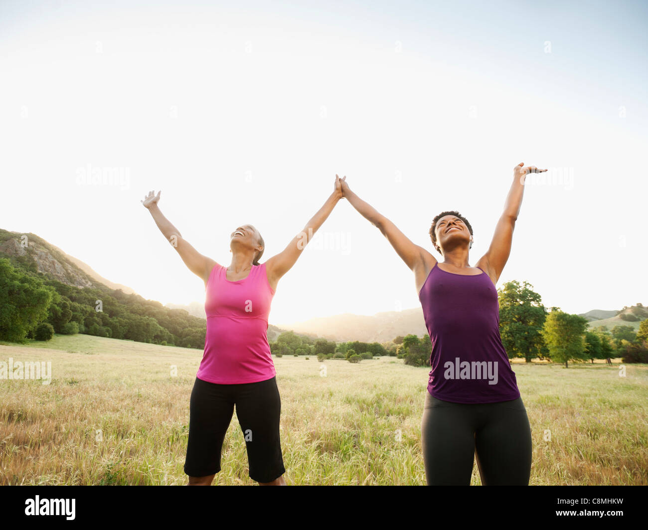 Women field hi-res stock photography and images - Alamy