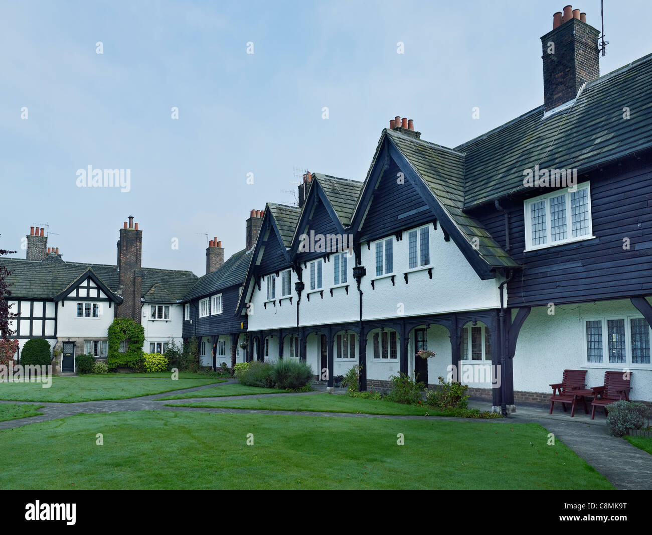 Port Sunlight King George's Drive, Cheshire Stock Photo