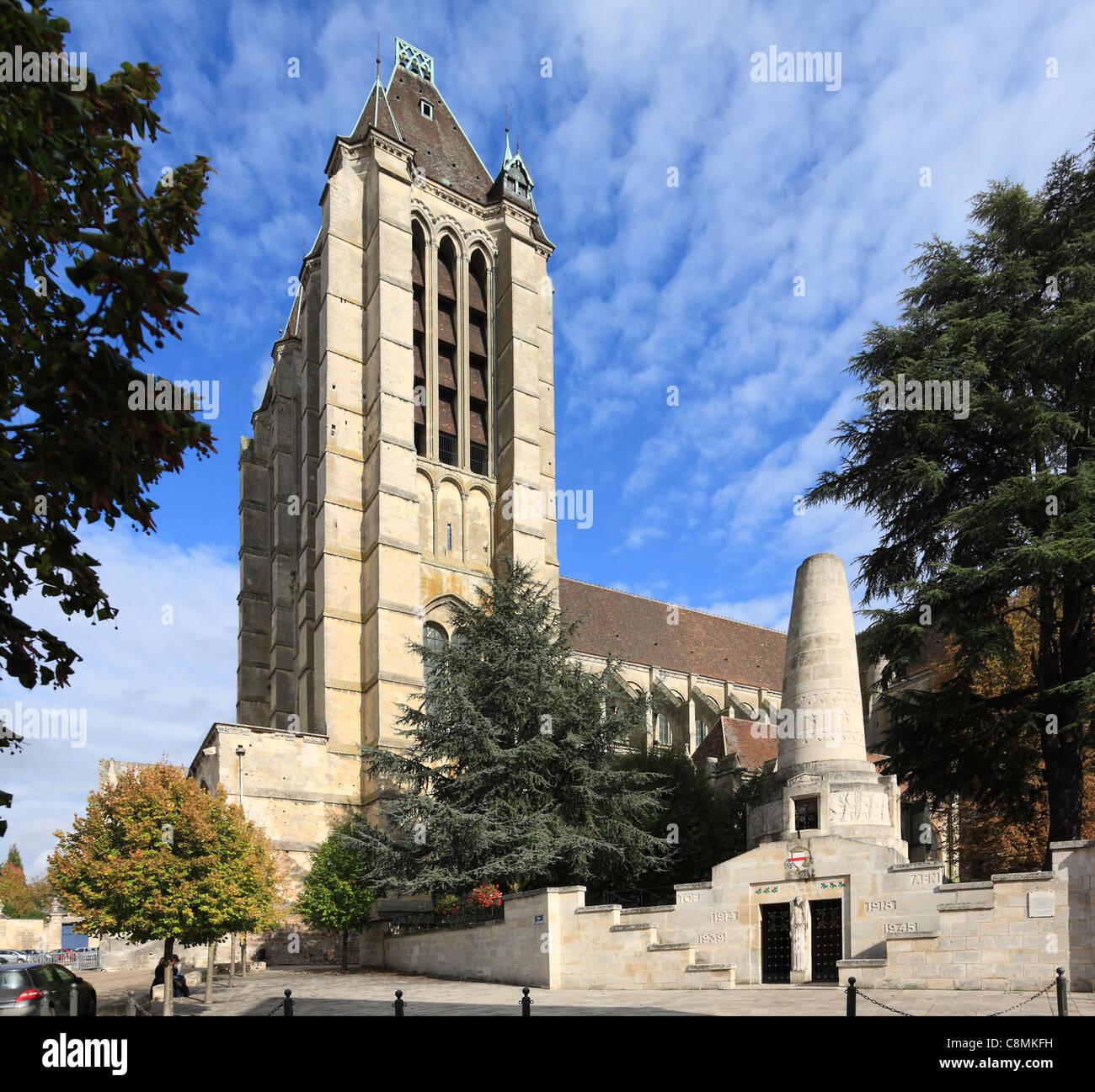 Noyon Cathedral and War memorial or Monument aux Morts, in the Oise, France. Stock Photo