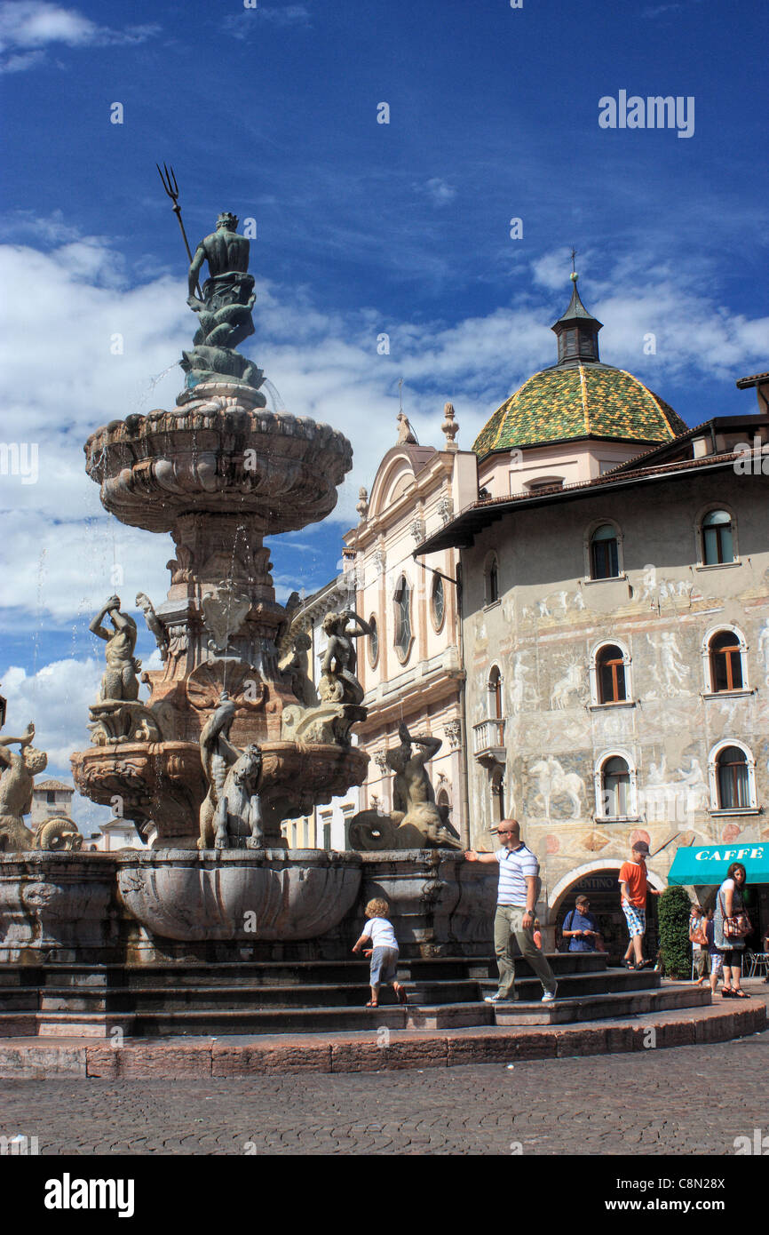 Fountain of Neptune and Case Cazuffi-Rella house at Piazza Duomo  in the center of Trento, Italy Stock Photo