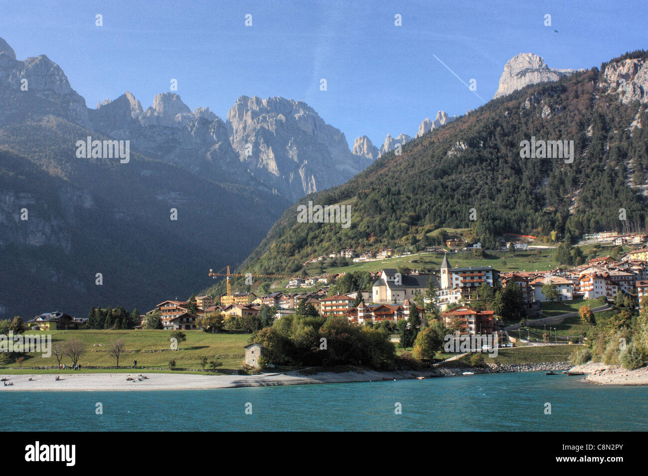 Lago Di Molveno Hi res Stock Photography And Images Alamy lago-di-molveno-hi-res-stock-photography-and-images-alamy