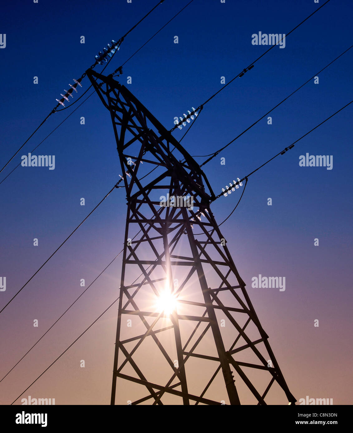 Electrical transmission tower hi-res stock photography and images - Alamy