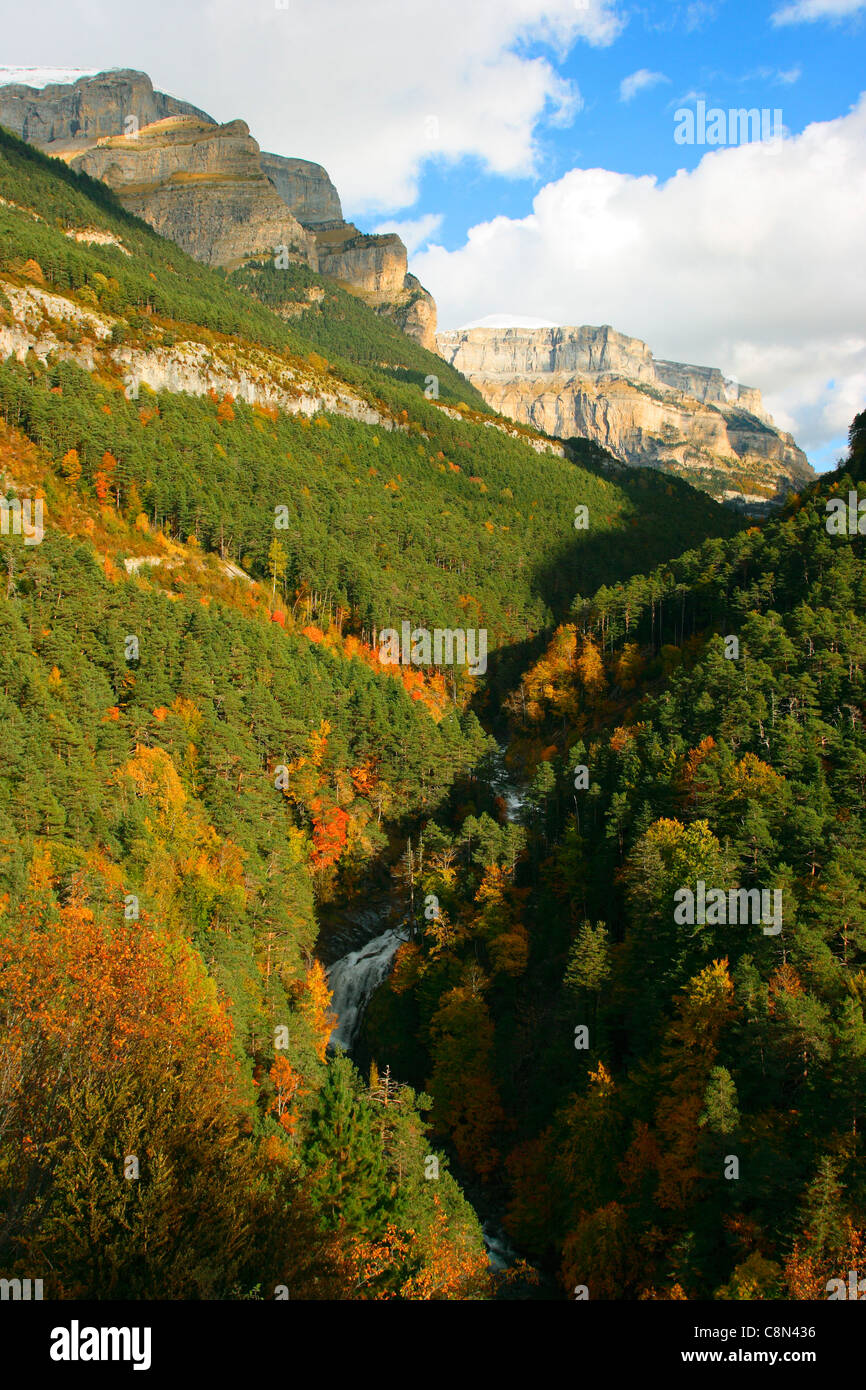 Ordesa National Park in Autumn. Huesca Province. Aragón. Pyrenees. Spain Stock Photo