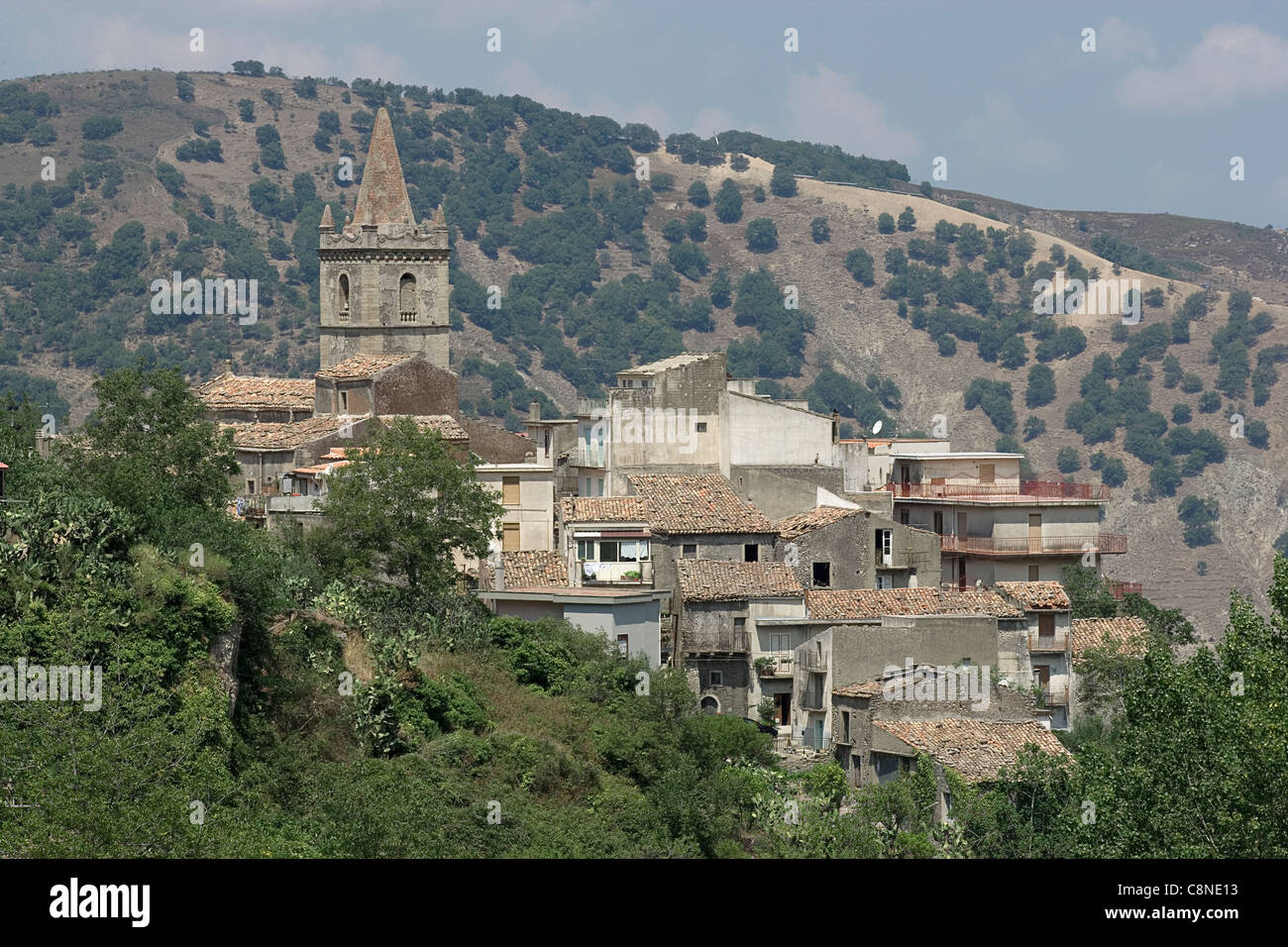 Italy, Sicily, Novara di Sicilia, view of the town nestling amongst the mountains Stock Photo