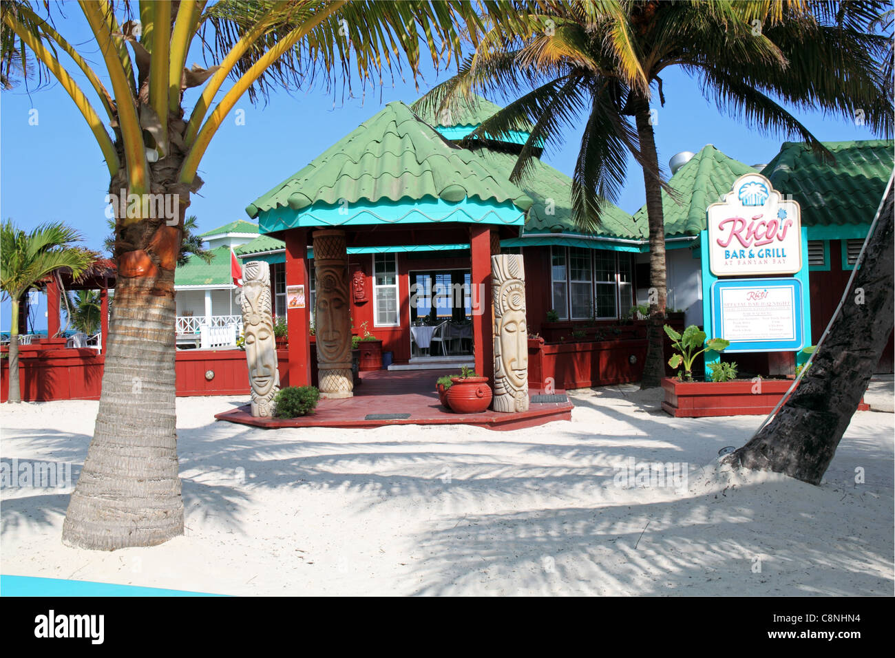 Ricos Bar & Grill, San Pedro, Ambergris Caye (aka La Isla Bonita/The Beautiful Island), Barrier Reef, Belize, Caribbean, Central America Stock Photo