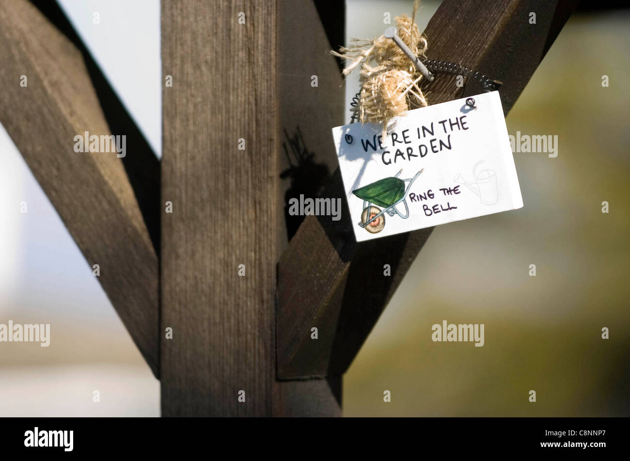 Please ring bell sign hires stock photography and images Alamy