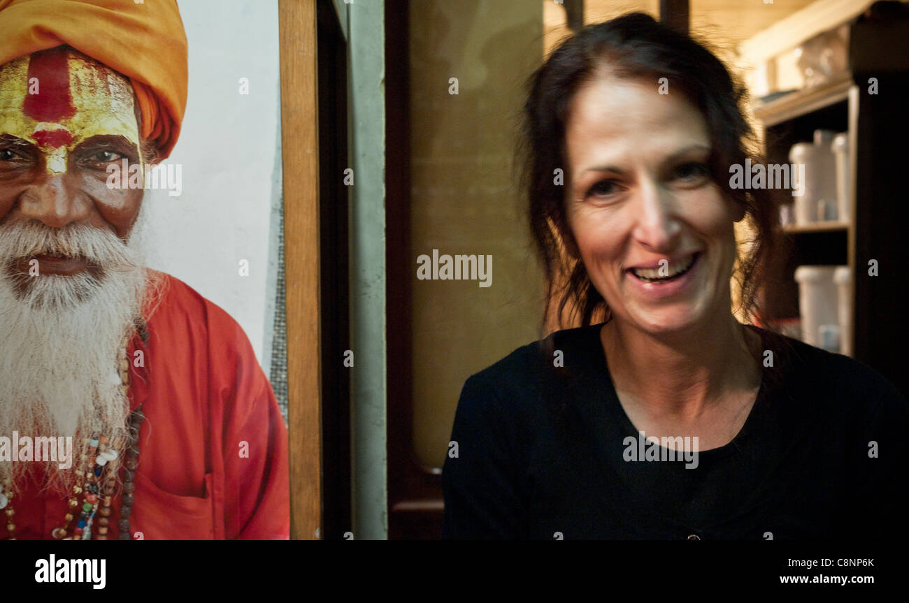 the traditional herbal medicine in danger Alena medical