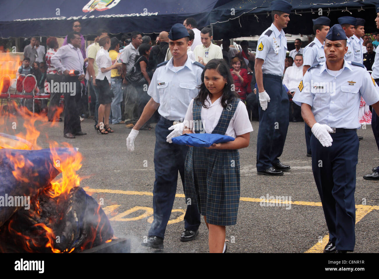 Burning old flags ceremony in Panama City Stock Photo Alamy