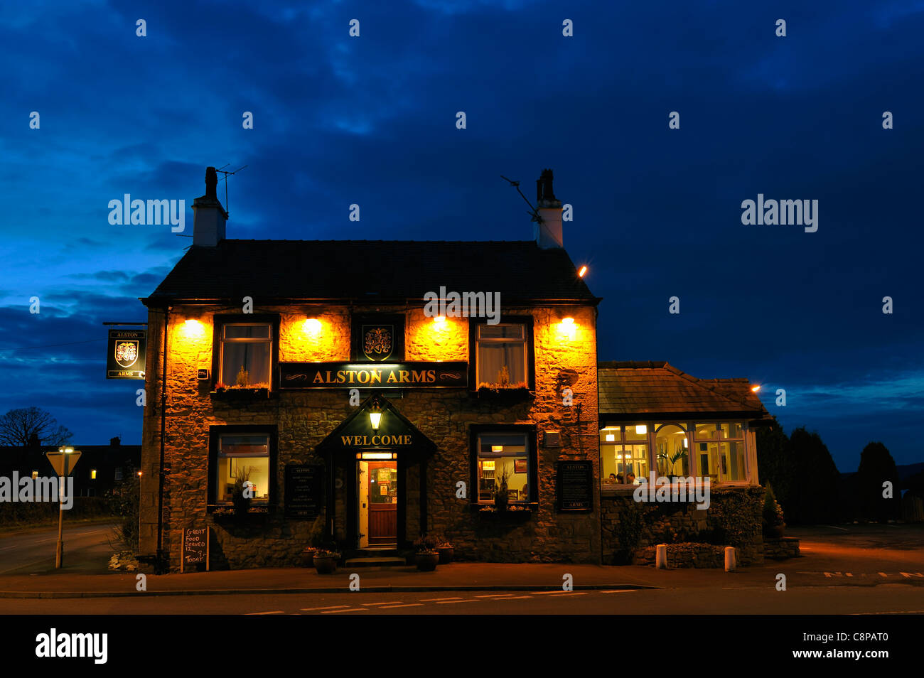 A warm awaits at the Alston Arms, Longridge Stock Photo Alamy