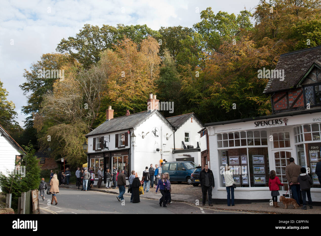 Burley village centre in the New Forest England Hampshire Stock Photo