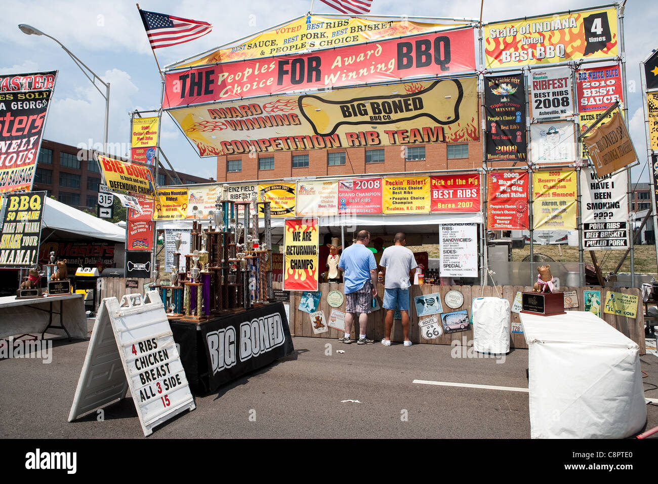 Jazz and Rib Fest in Columbus Ohio Stock Photo Alamy