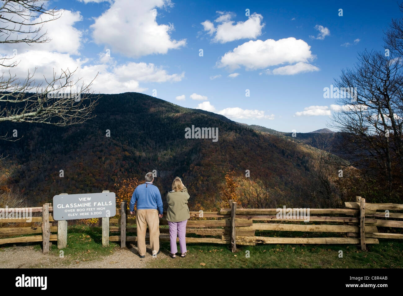 Couple at Glassmine Falls Overlook - Blue Ridge Parkway, near Asheville, North Carolina USA Stock Photo