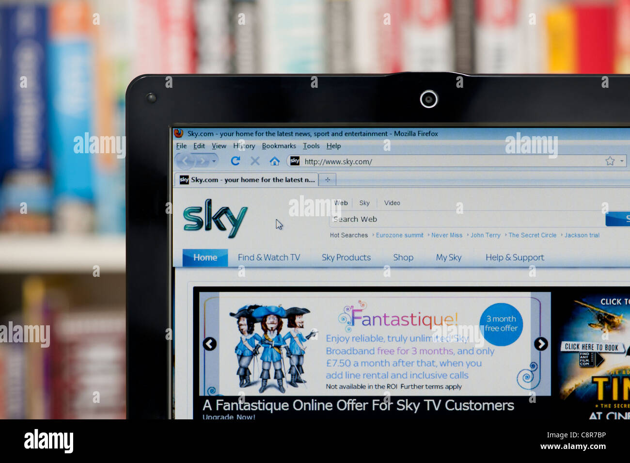 Sky broadband hi-res stock photography and images - Alamy