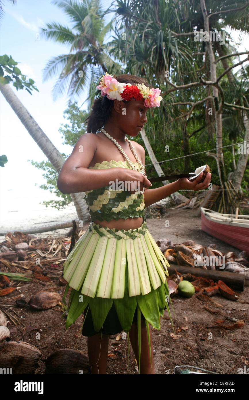 Girl on Tuvalu, island in the pacific. (MR Stock Photo - Alamy