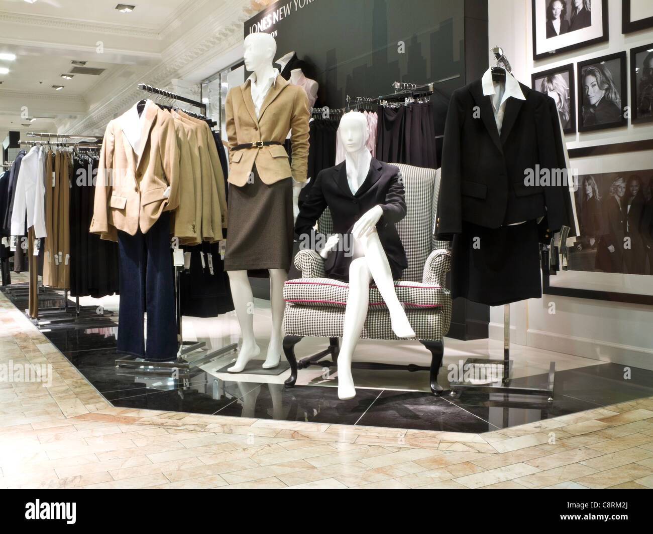 Lord & Taylor, Jones New York Display, Flagship Store, 424 Fifth Avenue, NYC Stock Photo