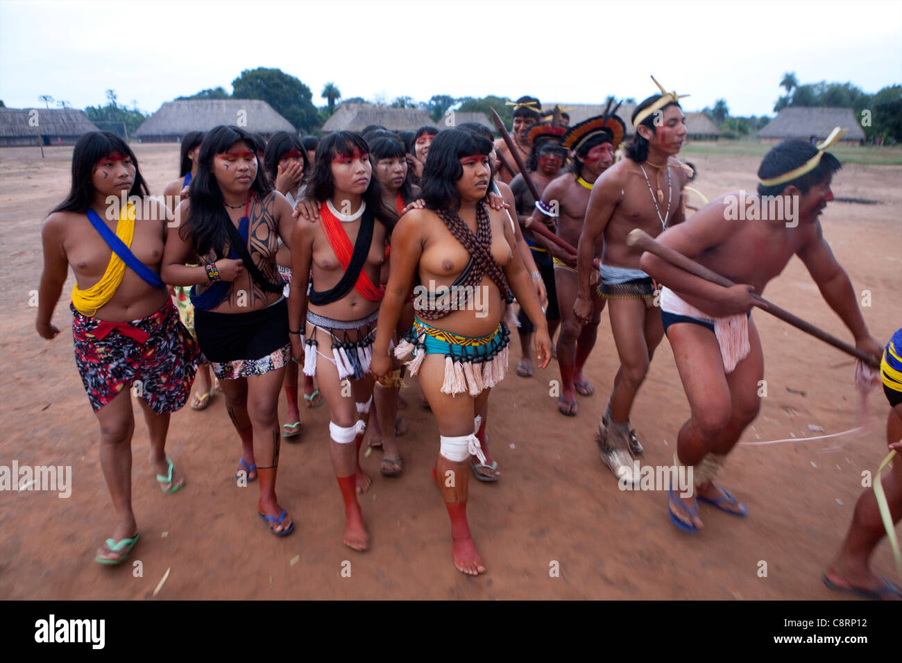 RMC8RP12–traditional. dance by Xingu indians in the Amazone, Brazil. 