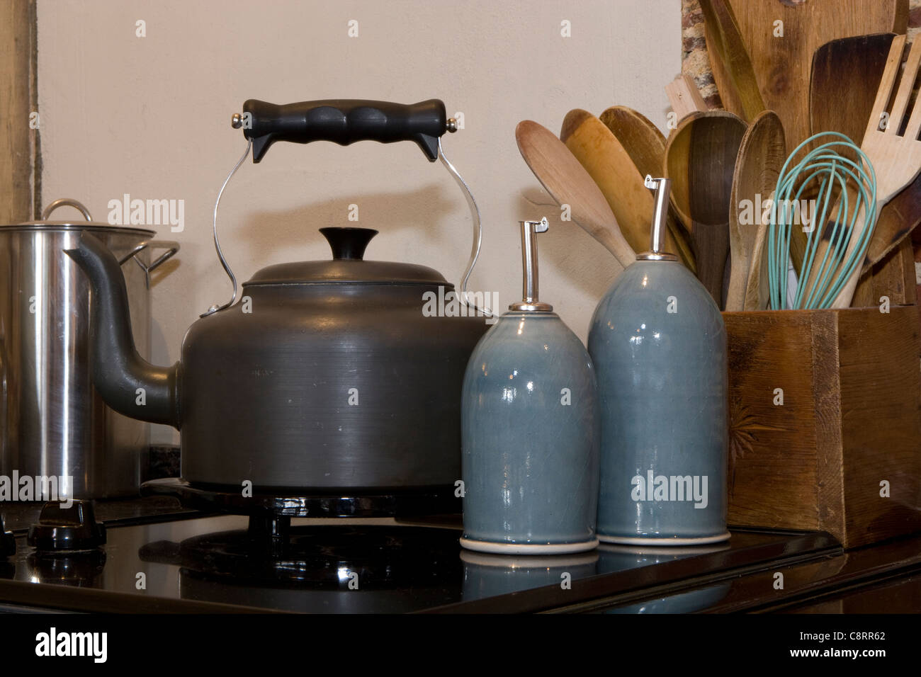 Aga kettle hires stock photography and images Alamy