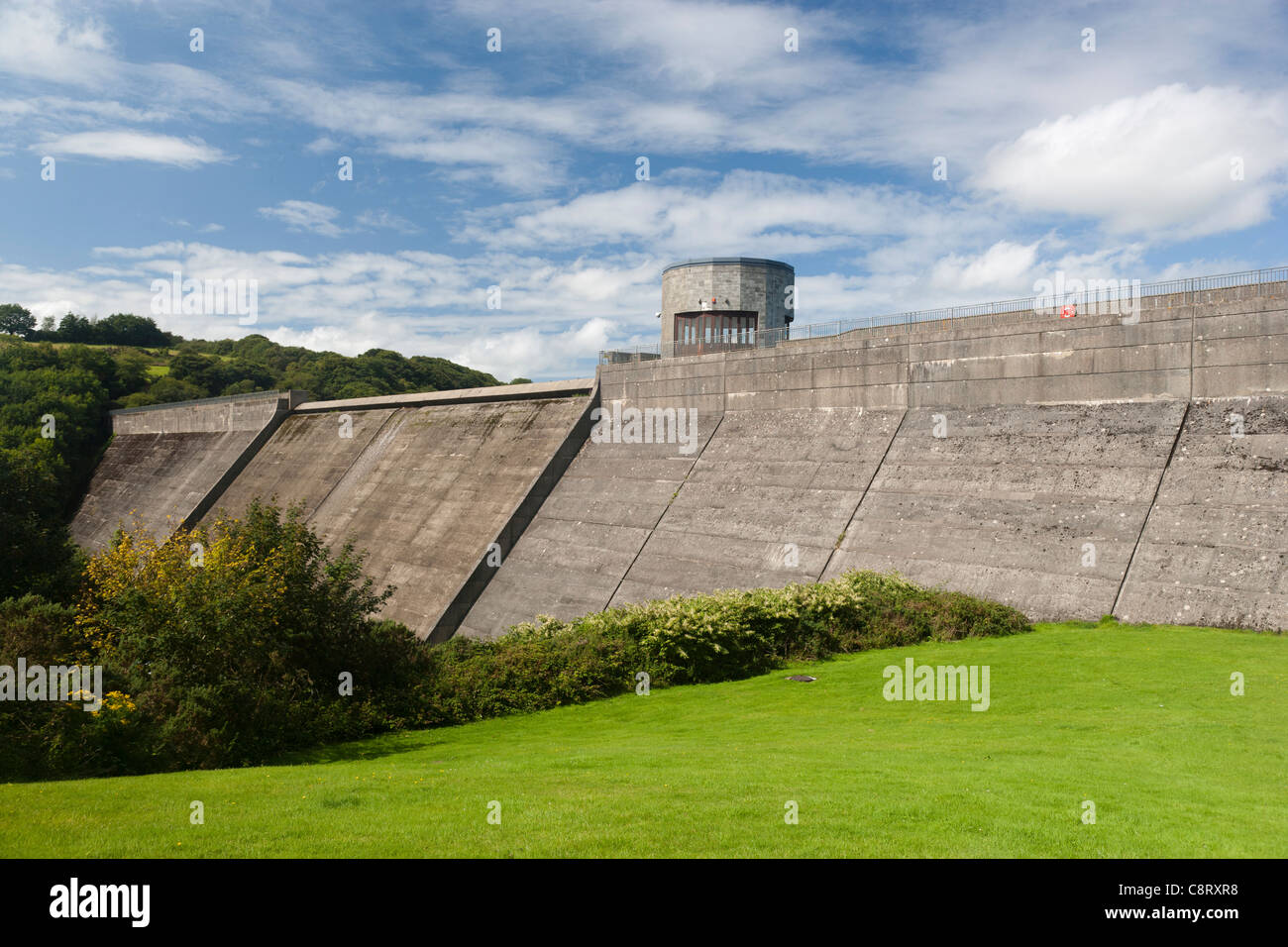 Dam at Llys y Fran Reservoir & Country Park, Pembrokeshire, Wales Stock Photo