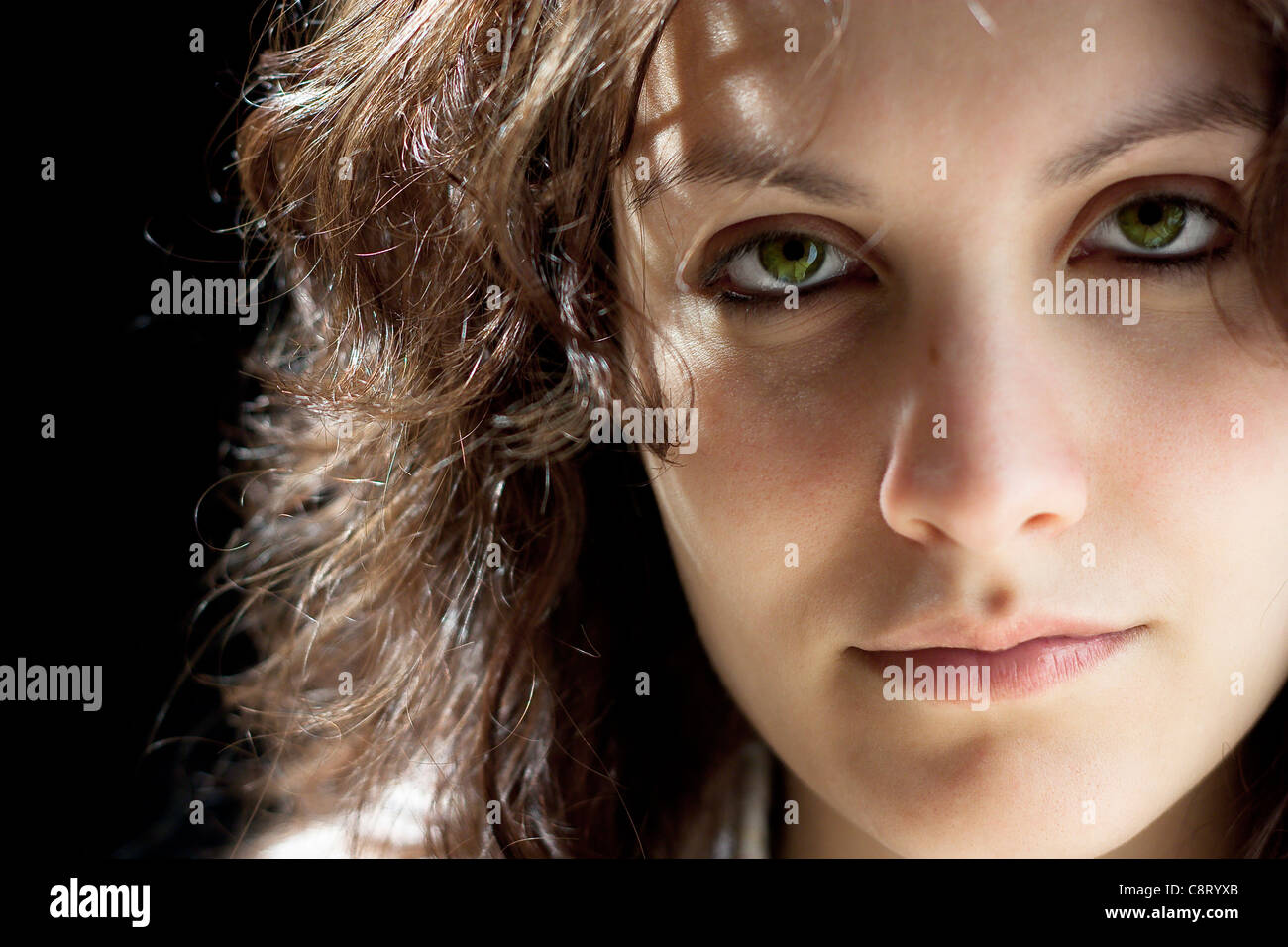 Woman portrait serious black and white hi-res stock photography and ...