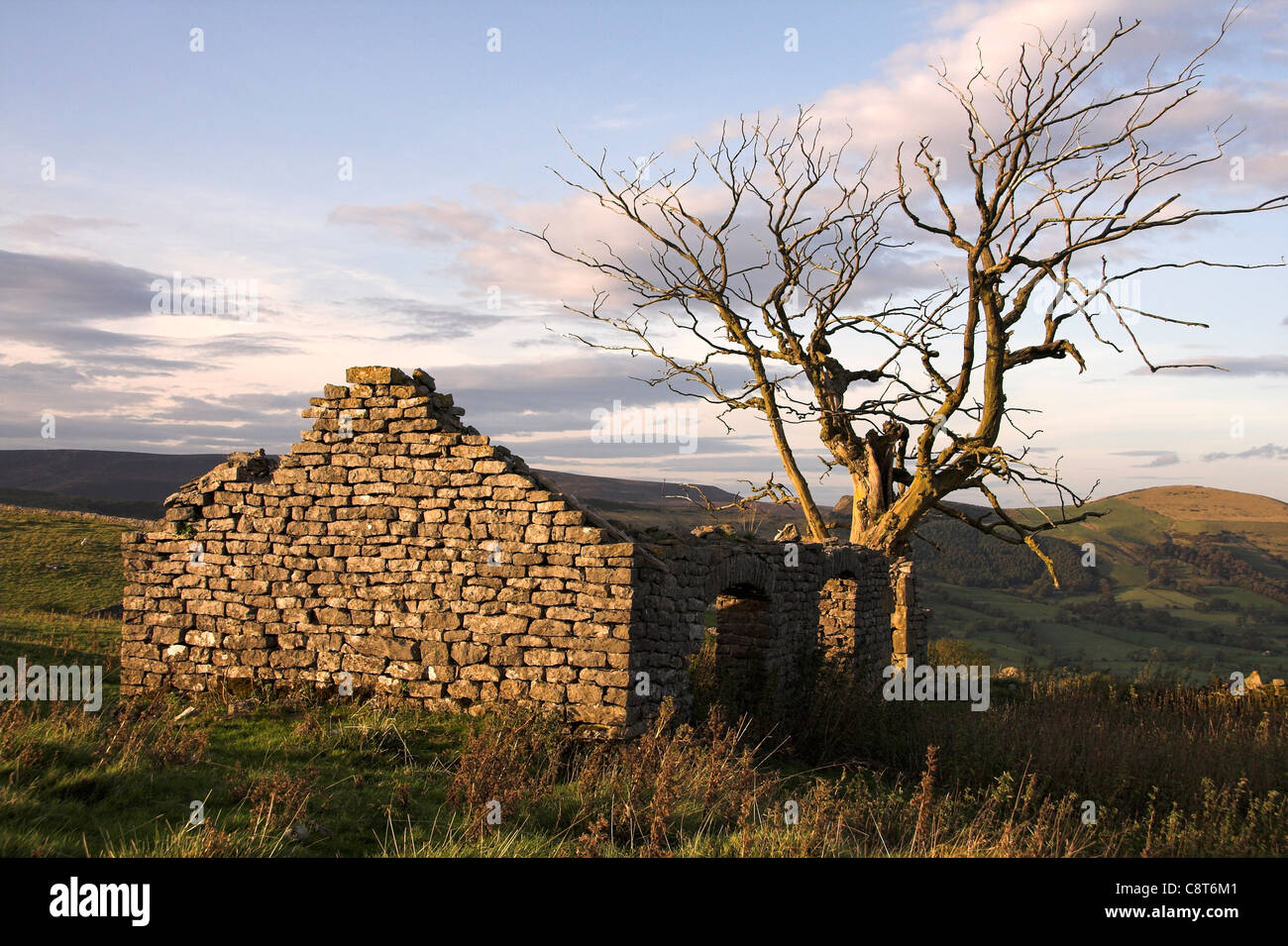 Old stone cottage ruin, Hope Valley, Peak District, Derbyshire, UK