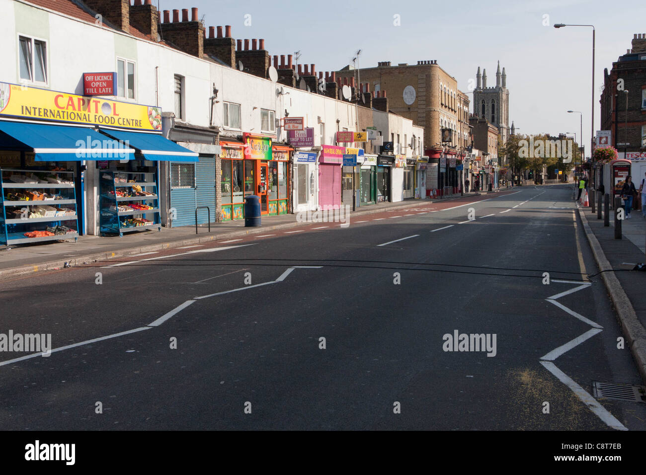 Empty london hi-res stock photography and images - Alamy