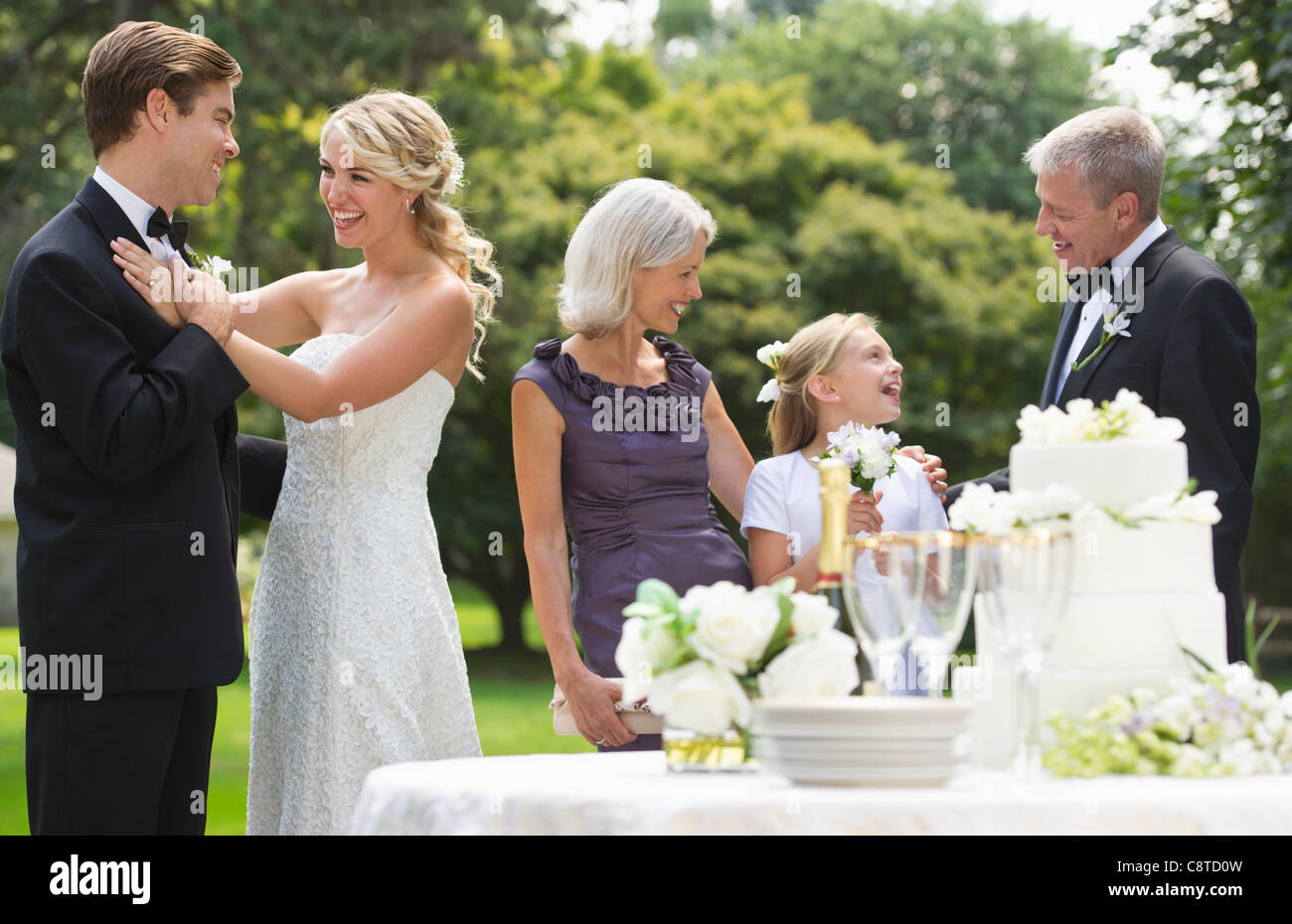 Usa New York State Old Westbury People At Wedding Reception