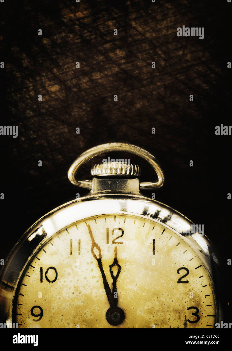 Old fashioned watch hi-res stock photography and images - Alamy