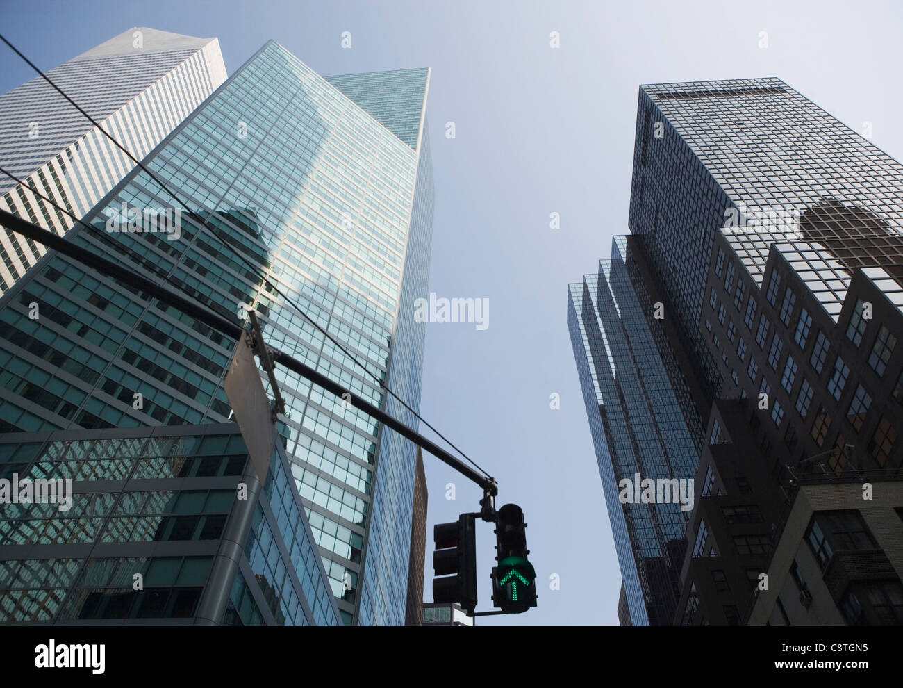 View downtown manhattan skyscrapers hi-res stock photography and images ...