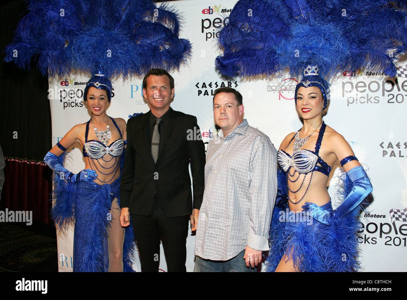 Las Vegas Showgirls, Justin Bell (American Lamaz), Famous Rhodes