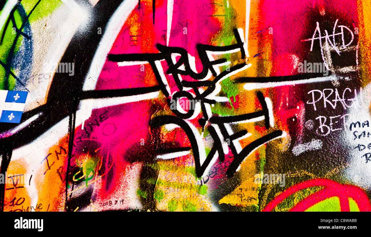 John Lennon Graffiti wall in Prague Stock Photo Alamy