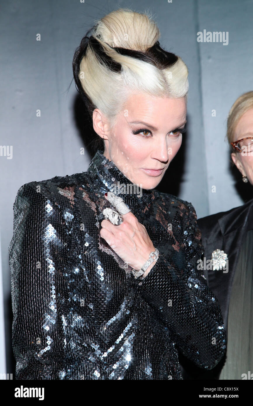 Daphne Guinness In Attendance For Daphne Guinness Fashion Exhibit The Museum At F I T New York Ny September 15 2011 Photo Stock Photo Alamy