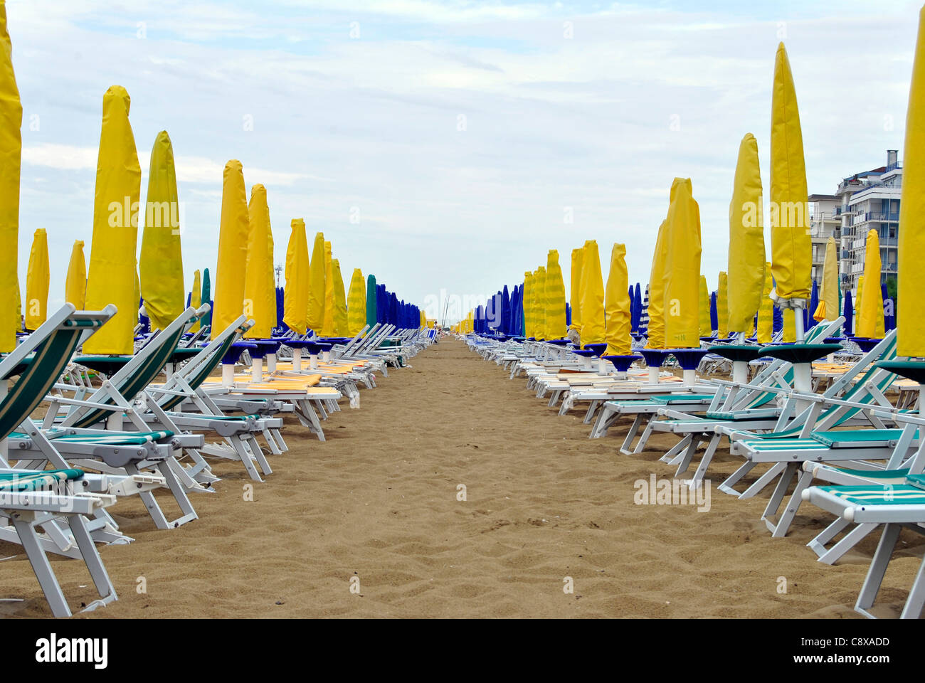 Umbrellas on the beach in Italy Stock Photo Alamy