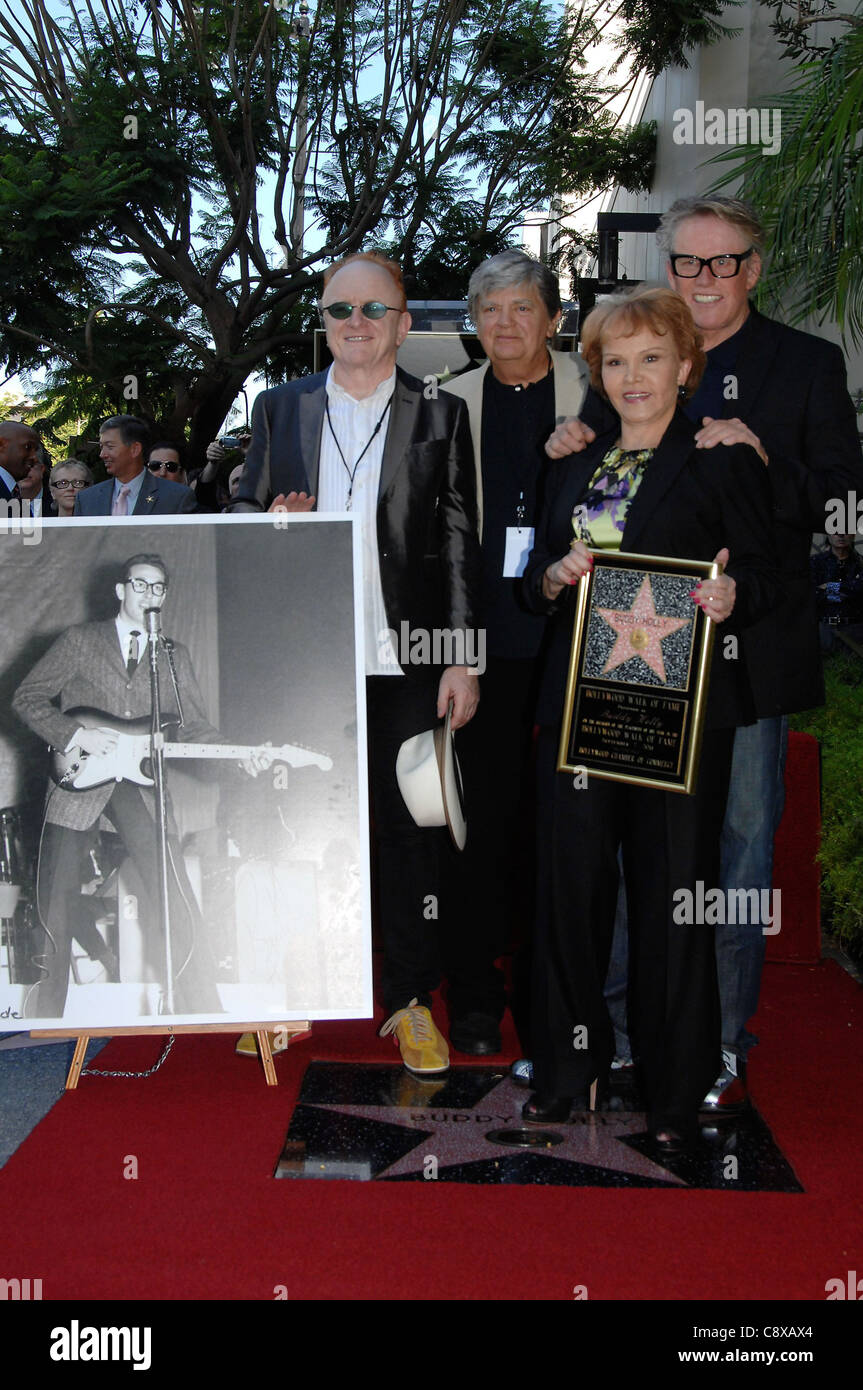 Peter Asher Phil Everly Maria Elena Holly Gary Buseypicture Buddy Holly atinduction ceremony Star onHollywood Walk Fame Stock Photo