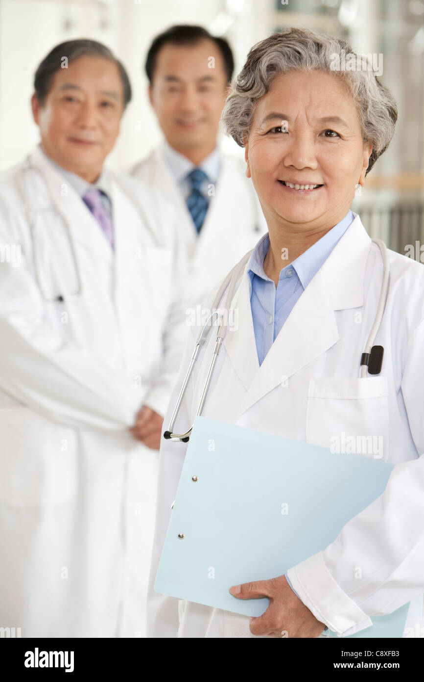 Two doctors female nurses hi-res stock photography and images - Alamy