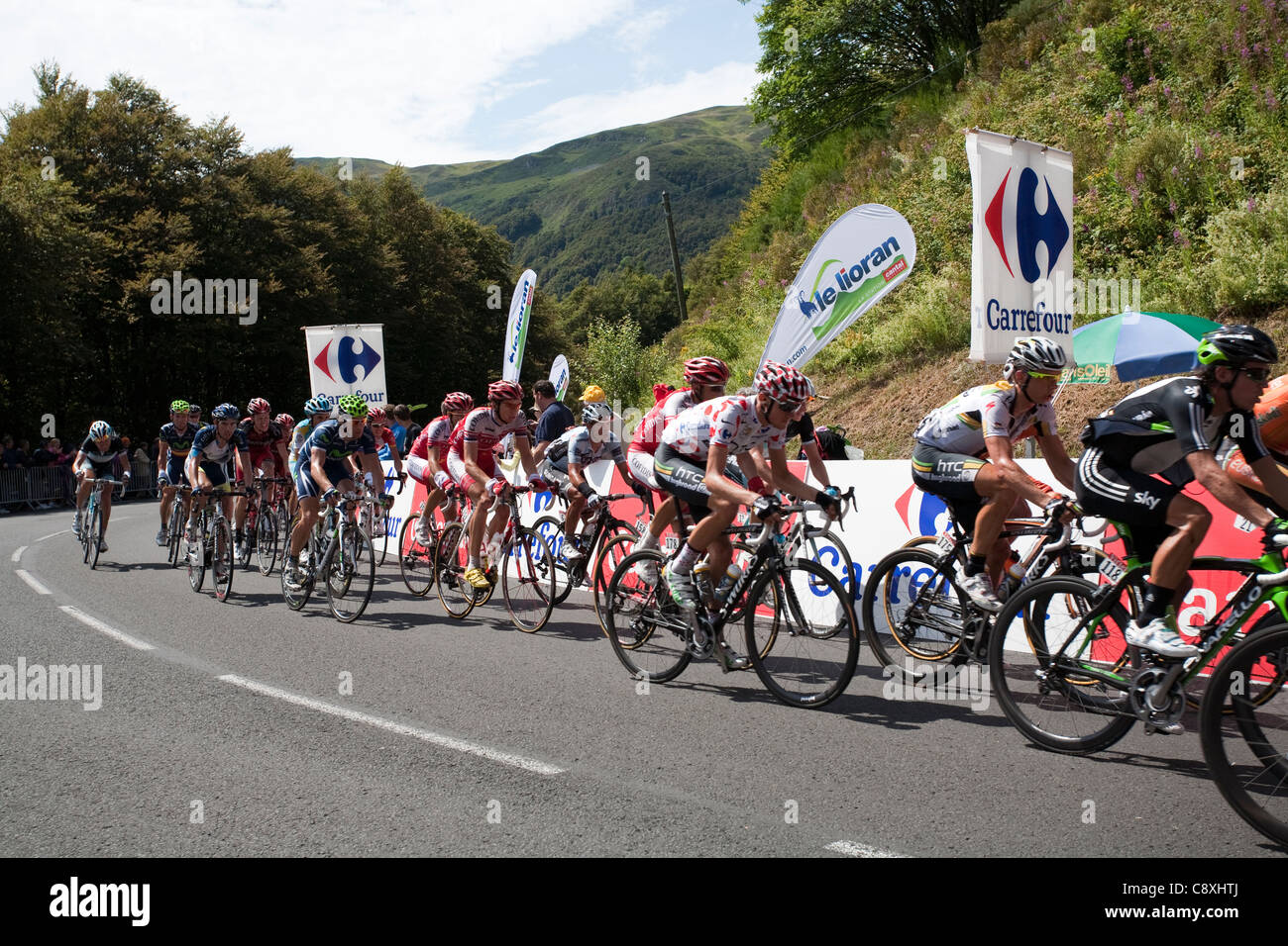 Cyclists on 'stage 9' Tour de France Cycle Race 2011 from Issoire to Saint Flour at Col de Cere . Stock Photo