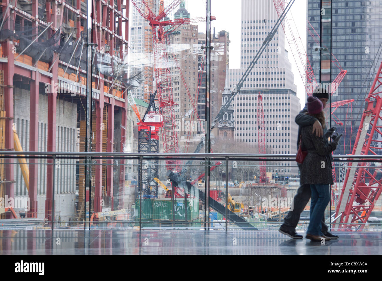 A couple look at the view of Ground Zero, New York city Stock Photo - Alamy