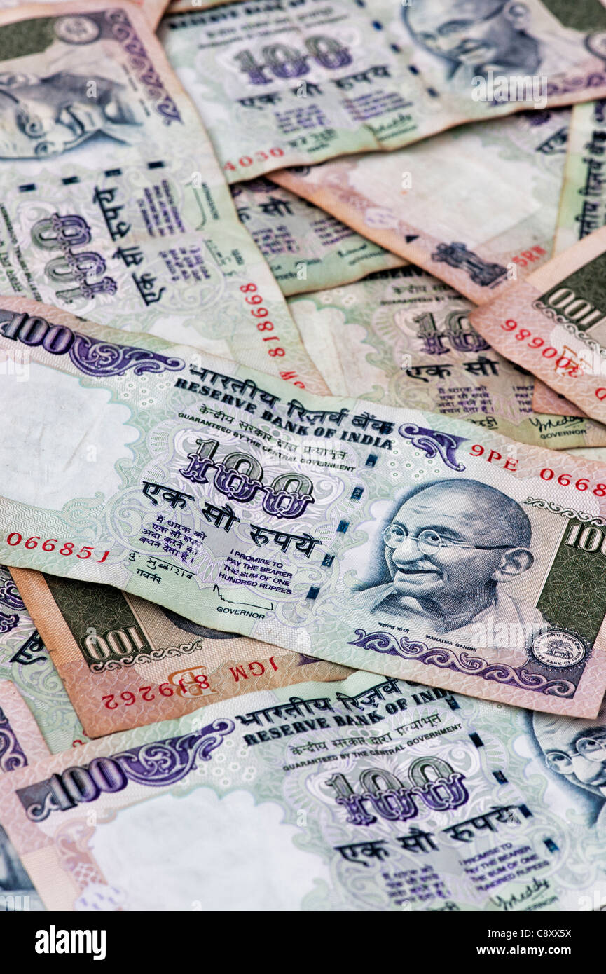 Indian 100 rupee notes Stock Photo