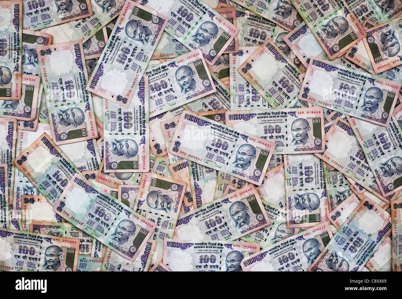 100 rupee note hi-res stock photography and images - Alamy