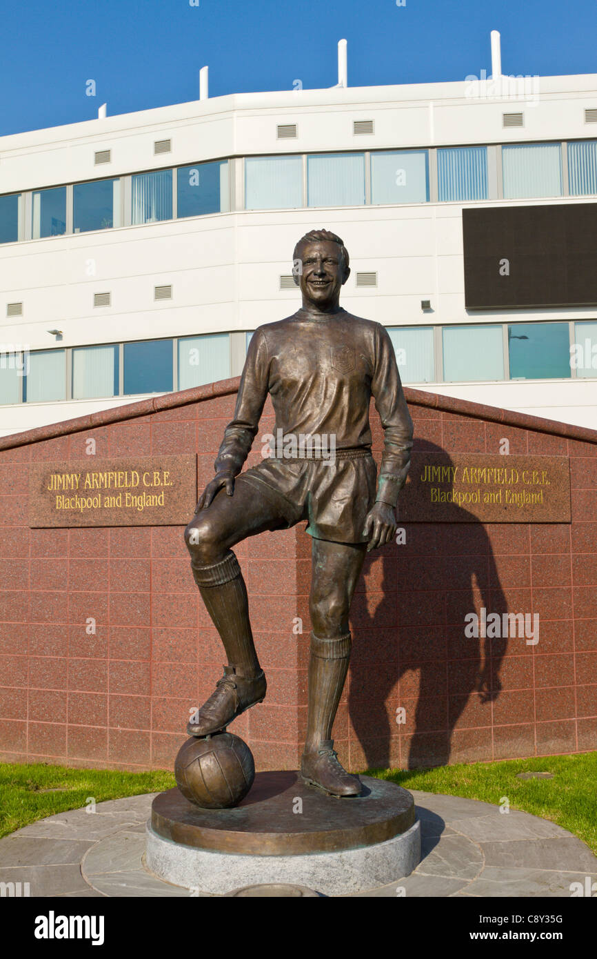 statue of Jimmy Armfield, Blackpool football club Stock Photo