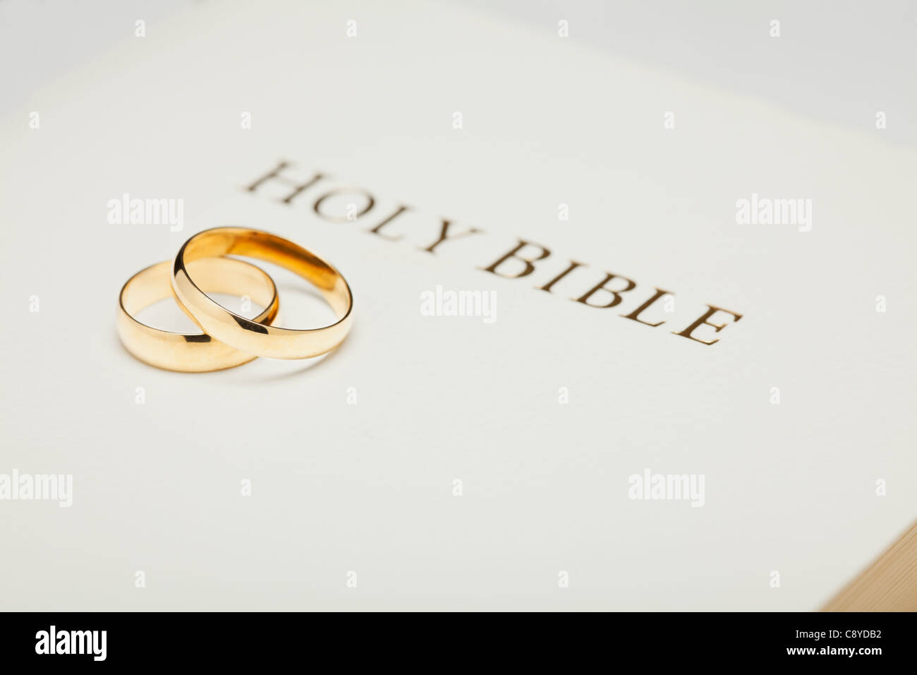 USA, Illinois, Metamora, Two wedding rings on dictionary Stock Photo
