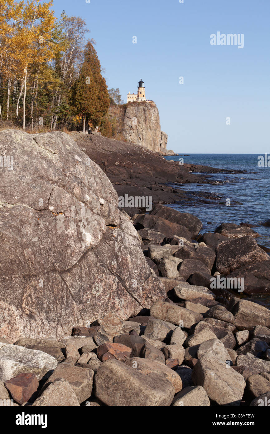 Split Rock lighthouse on the rocky shore of Lake Superior, Minnesota. Stock Photo