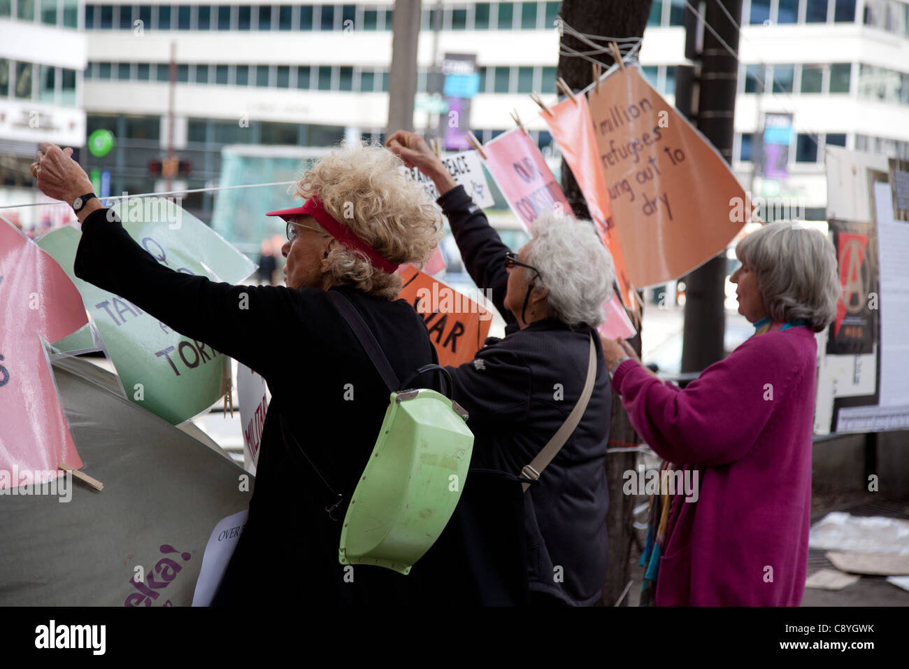 I Am Broke High Resolution Stock Photography And Images Alamy