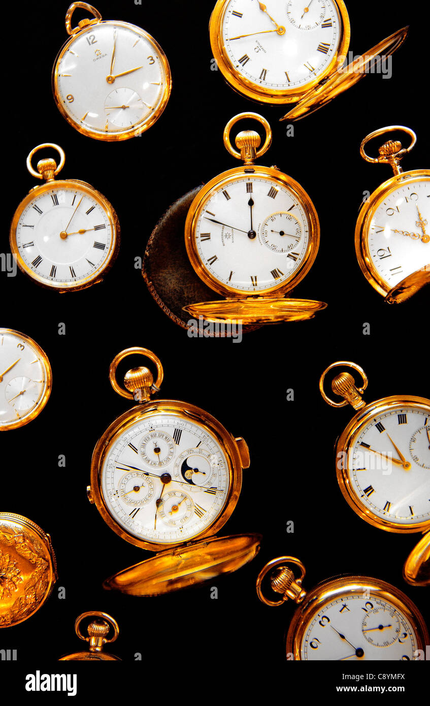 Pocket watch faces hires stock photography and images Alamy