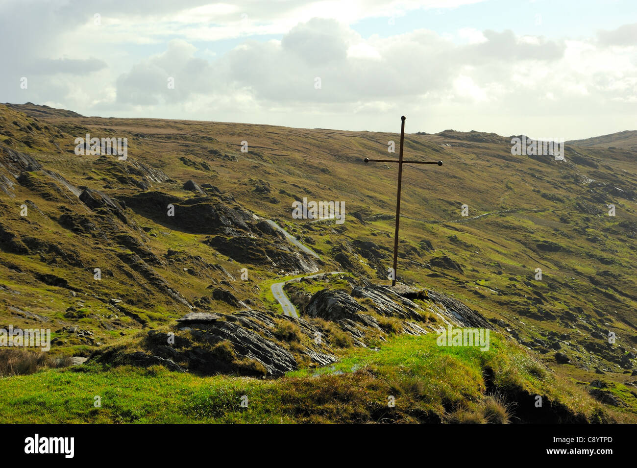 Priest's Leap, the cross, looking towards Coomhola mountain Stock Photo
