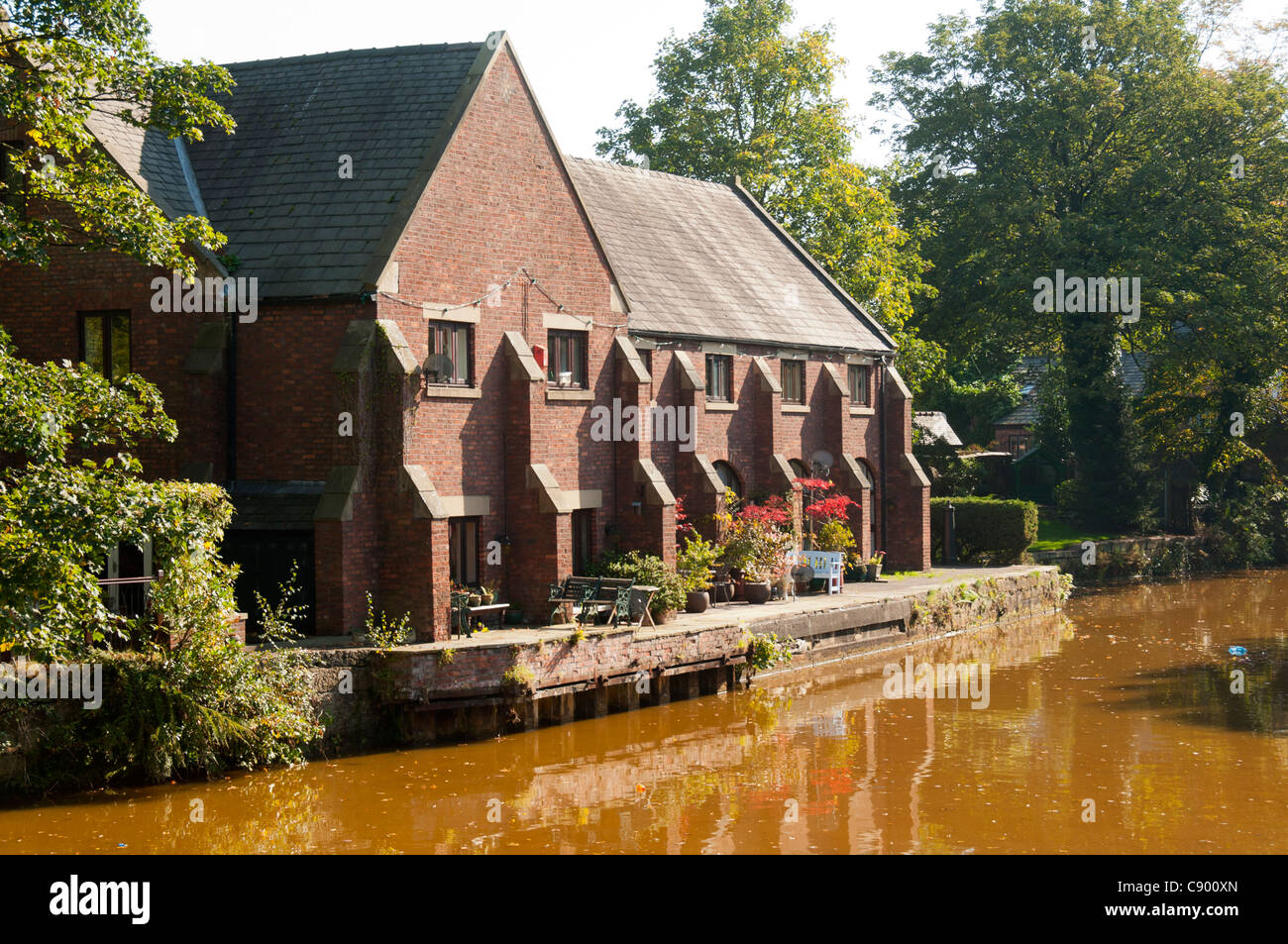 Housing by the side of the Bridgewater Canal, Worsley, Salford